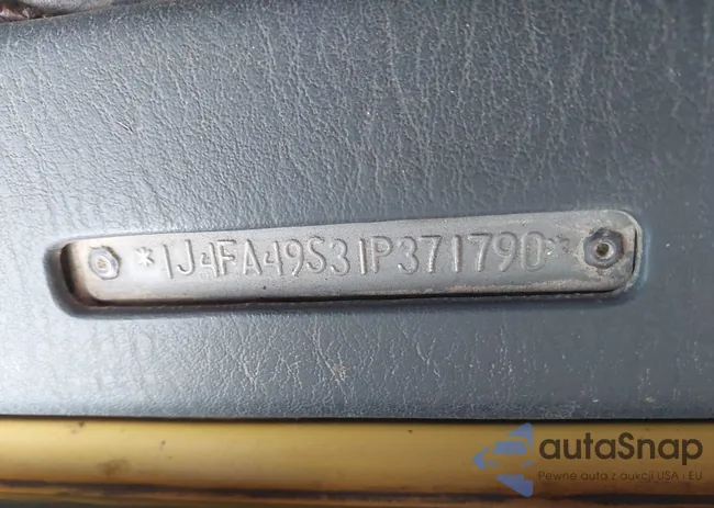 1J4FA49S31P371790: 44306778