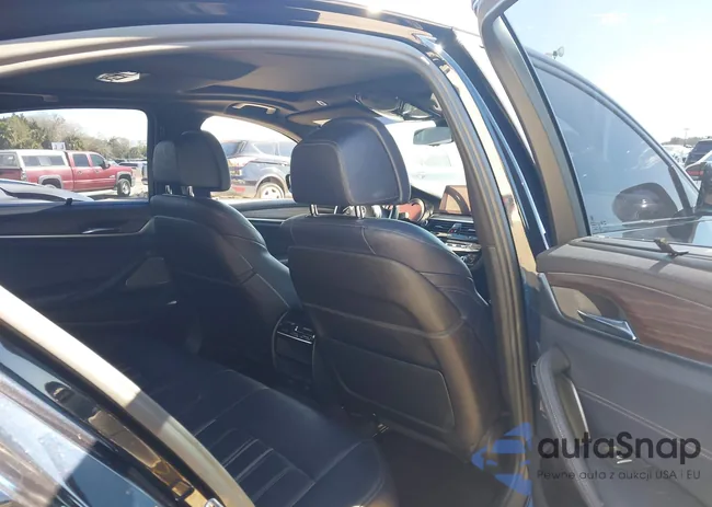 WBAJE5C3XHG915575: 44306844