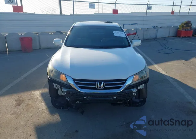 1HGCR2F76FA147317: 44306860