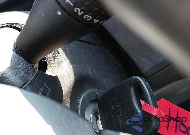 1FAFP34NX5W222911: 44306876