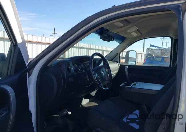 1GC2KXCG7BZ327529: 44306997