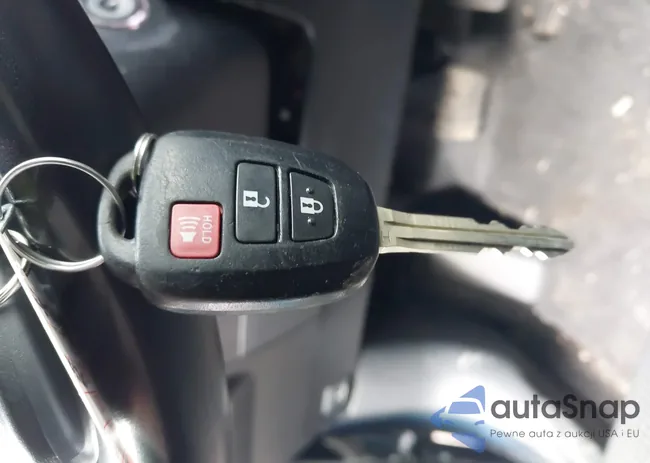 JTMRFREV0HJ107084: 44308032