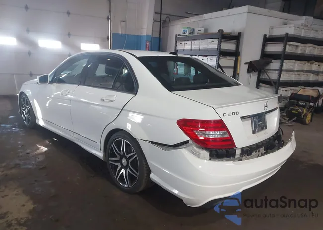 WDDGF8AB3DR244325: 44308126