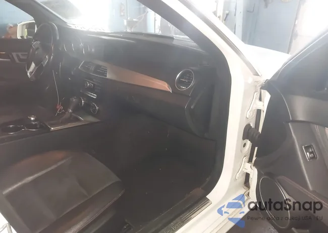 WDDGF8AB3DR244325: 44308126