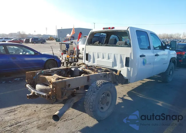 1GCHK23697F565962: 44308202