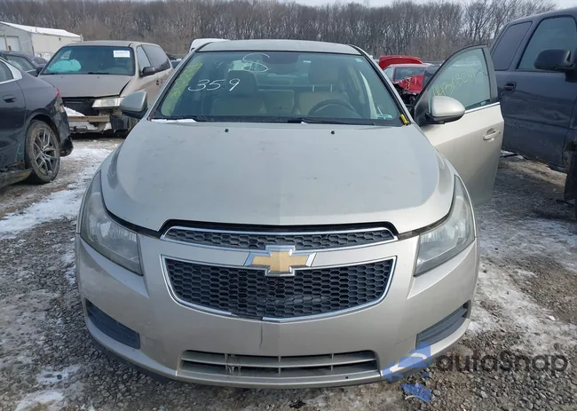 1G1PE5SB0D7186219: 44308214