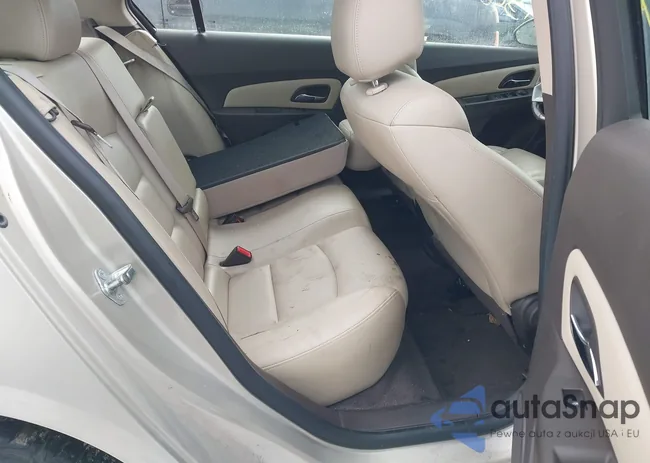 1G1PE5SB0D7186219: 44308214