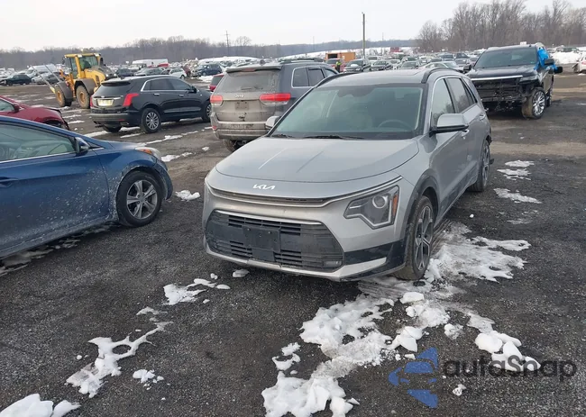 KNDCR3LE2P5051783: 44308239