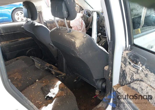 1C4NJDBB7GD722724: 44308290