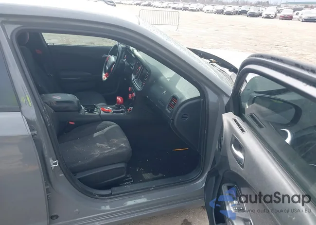 2C3CDXBG2JH186985: 44308376