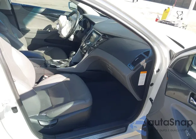 KMHEC4A47DA064831: 44308411