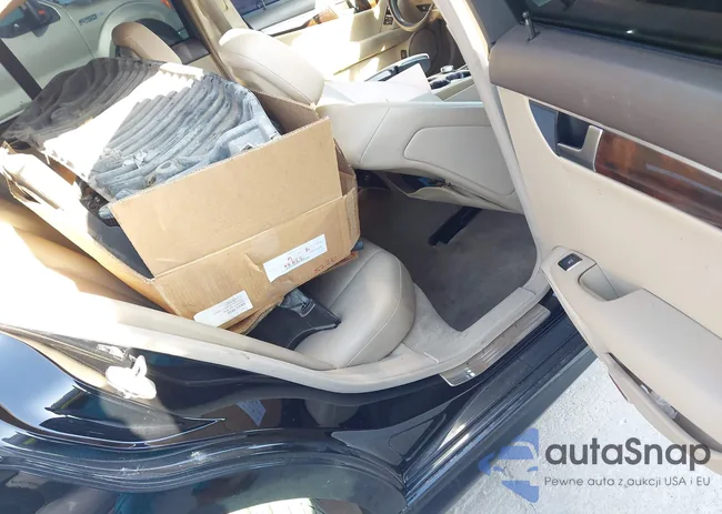 WDDGF4HB9DA763926: 44308421