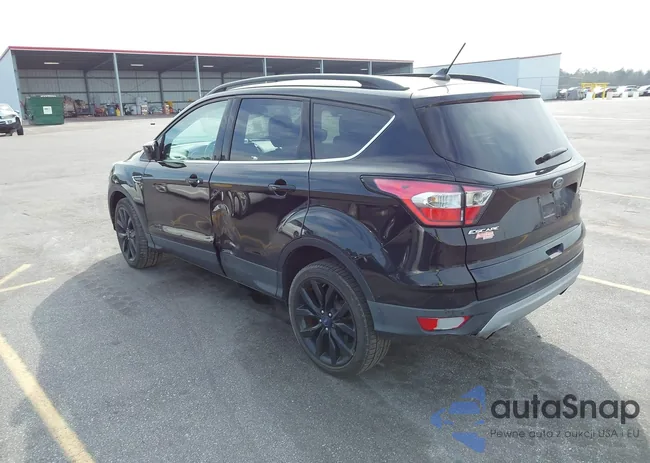 1FMCU9HD5JUA14558: 44308518