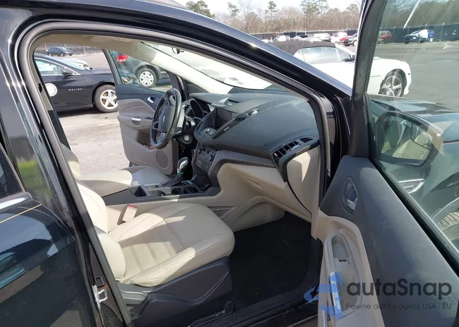 1FMCU9HD5JUA14558: 44308518