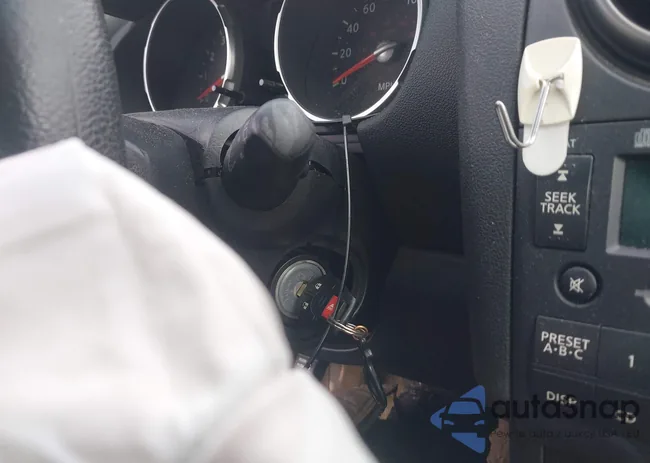 JN8AS58V68W410777: 44308520