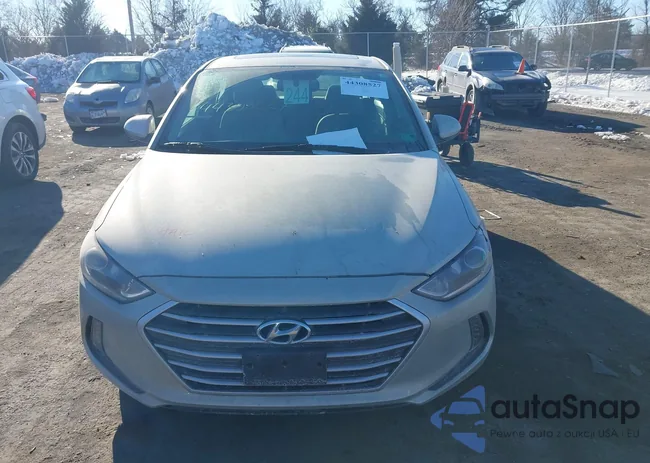 5NPD84LF6HH208237: 44308527