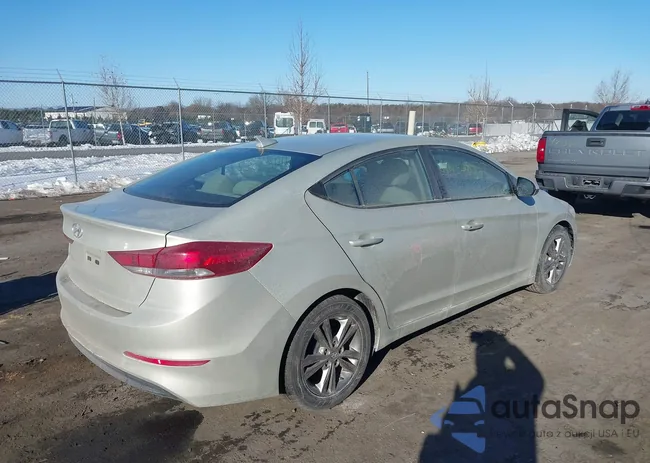 5NPD84LF6HH208237: 44308527