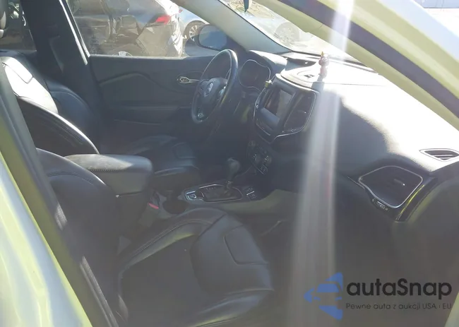 1C4PJLLB2KD490298: 44308607