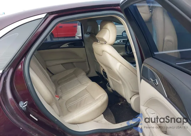 3LN6L5ECXHR653640: 44307781