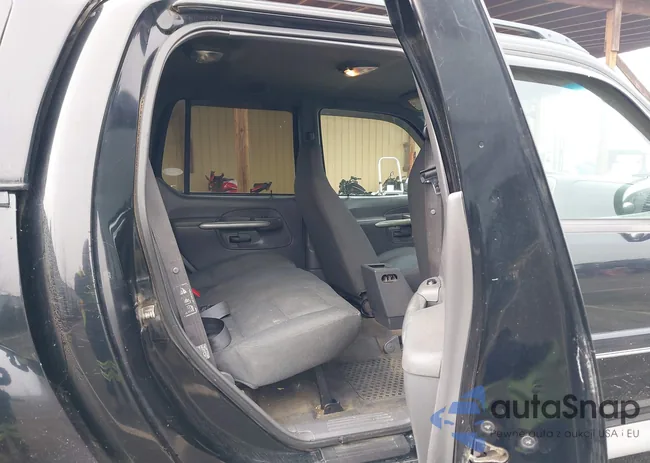 1FMZU77E62UD56384: 44307865