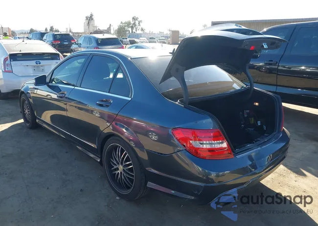 WDDGF4HB2DA848252: 44307900