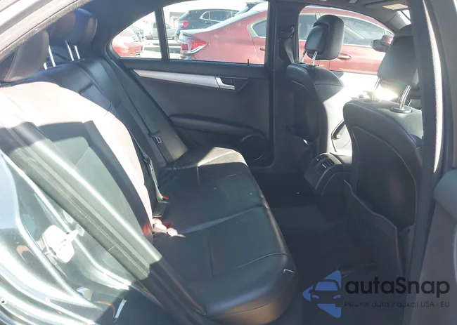 WDDGF4HB2DA848252: 44307900