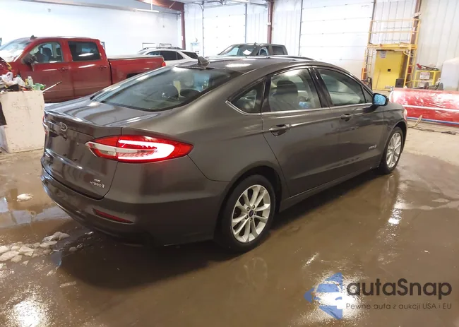 3FA6P0LUXKR276764: 44307919