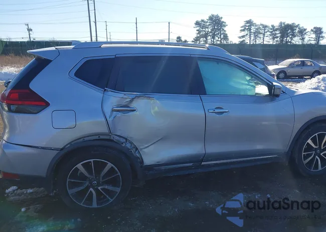 JN8AT2MV4HW023047: 44307923