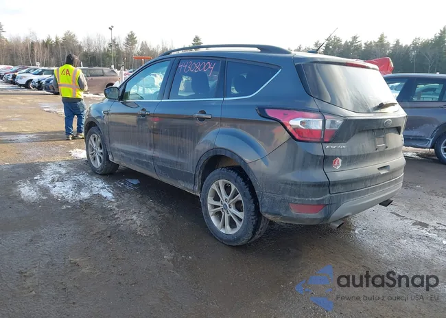 1FMCU9GD5JUA46122: 44308004