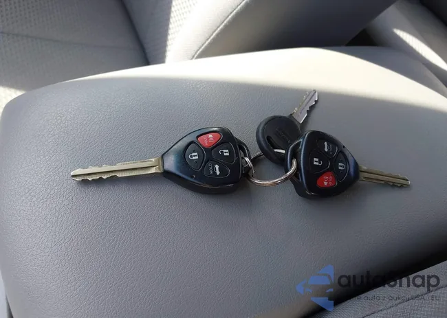 4T1BE46K89U393676: 44309077