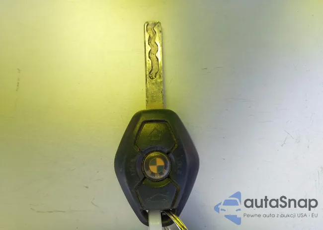 WBXPC93417WJ00532: 44309273