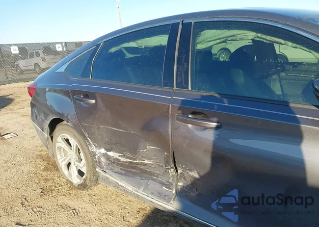 1HGCV1F58JA070642: 44309282