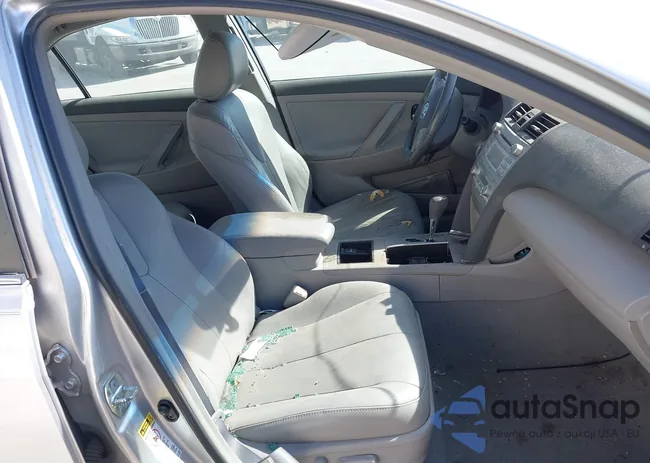 4T1BB46K38U050555: 44309295