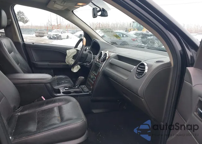 1FMDK06WX8GA34176: 44309321