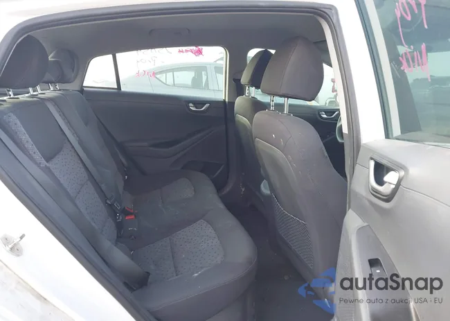 KMHC65LC5HU037348: 44309324