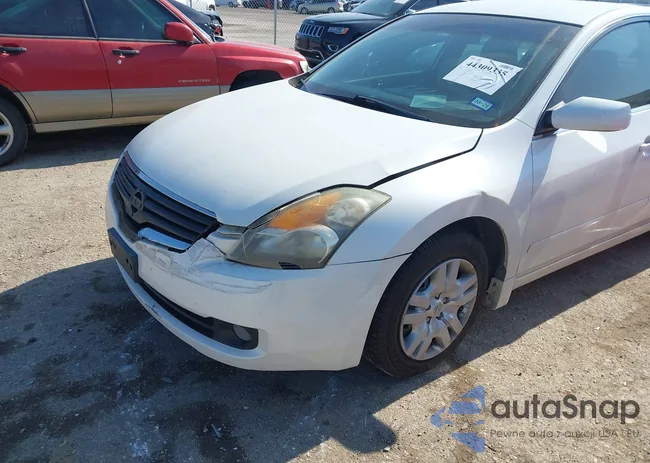 1N4AL21E79N549010: 44309335