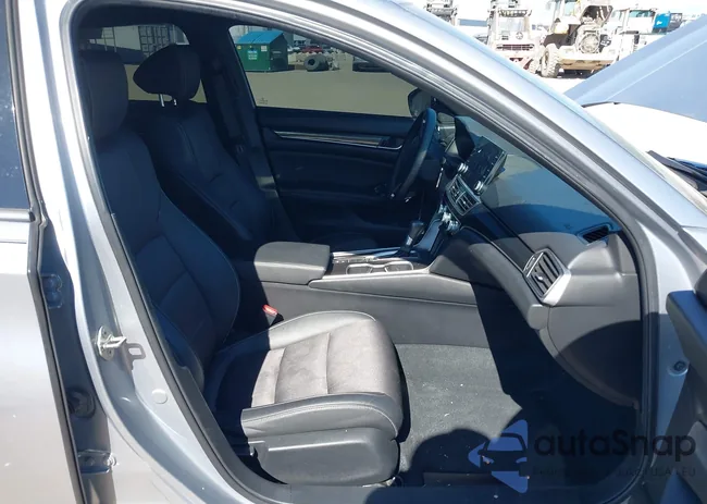 1HGCV1F35KA096776: 44309348