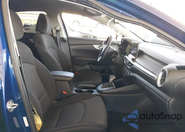 3KPF24ADXPE578864: 44309376