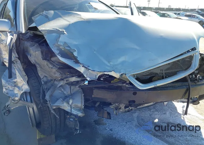 JT8BL69S310006124: 44309425