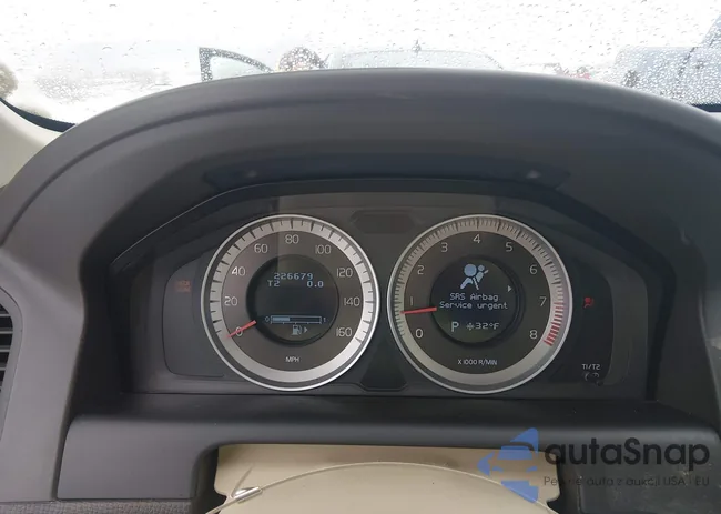 YV4902DZ8C2280719: 44309557