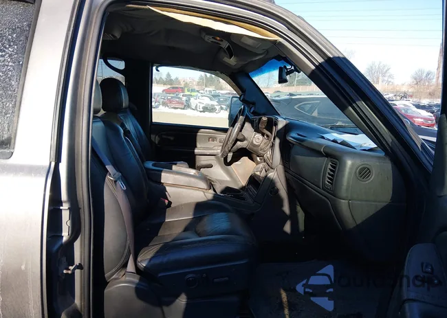 1GCHK23D56F236382: 44309567