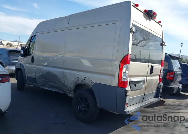 3C6TRVCG9JE124728: 44309569