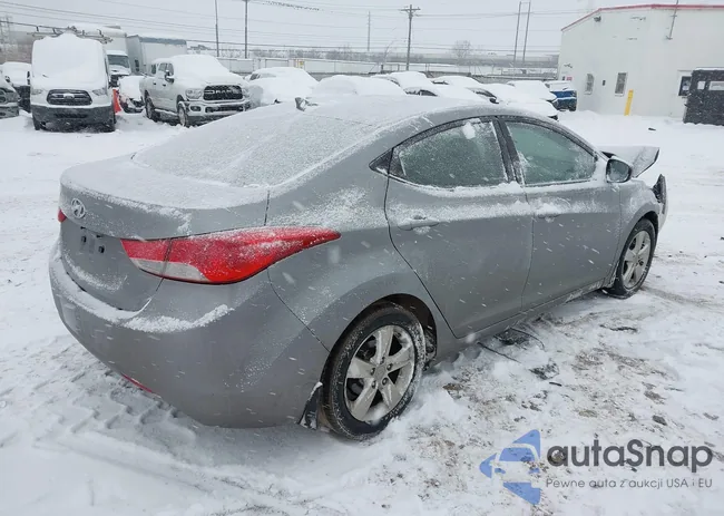 KMHDH4AE0DU665826: 44309571