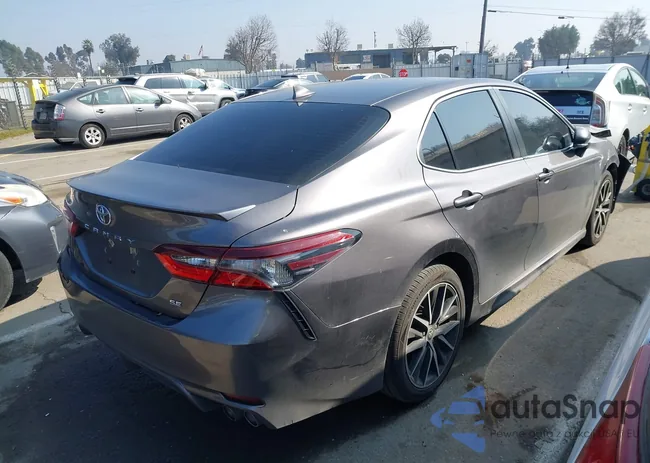 4T1G11AK1NU644197: 44309598