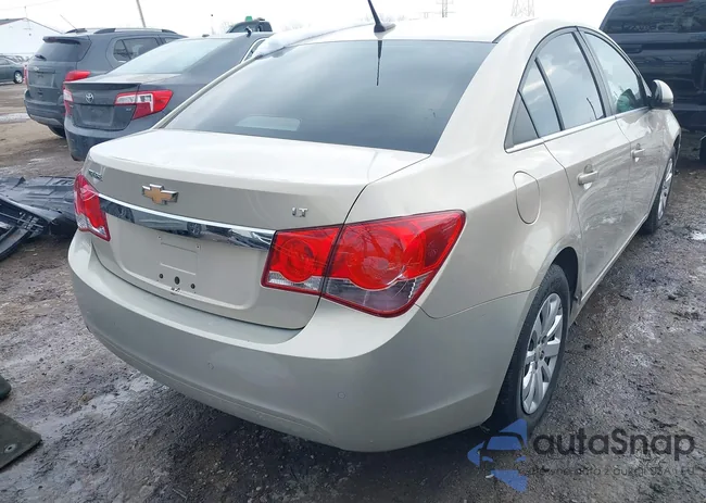 1G1PF5S95B7252724: 44309599