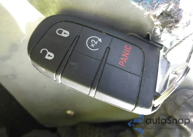 3C4NJDBB5LT135409: 44308639