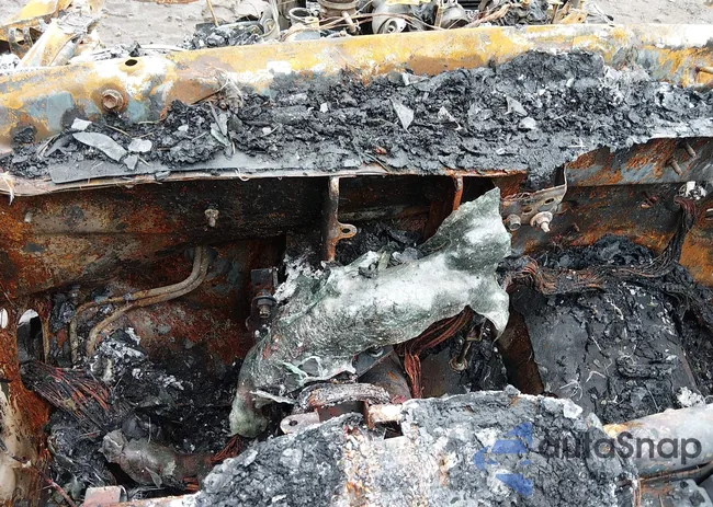 JF1VA1G62F9808332: 44308746