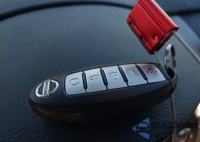 1N4AL3AP5FC465458: 44308796