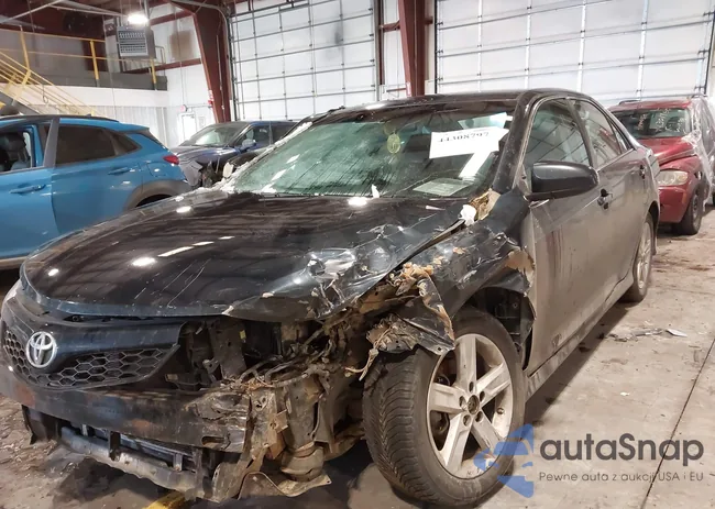 4T1BF1FK2EU740795: 44308797