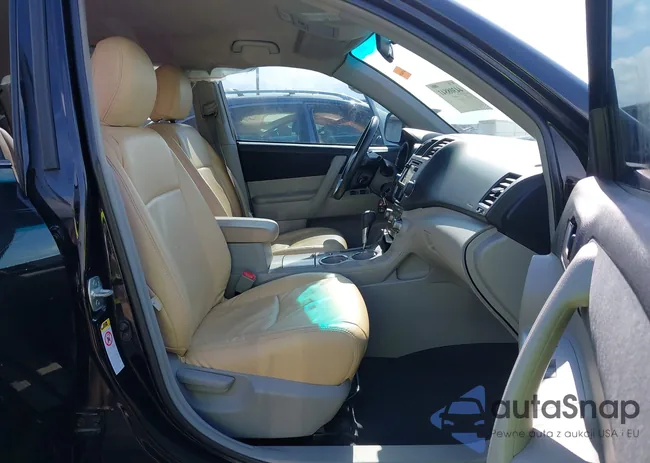 5TDZA3EH3DS041696: 44308841